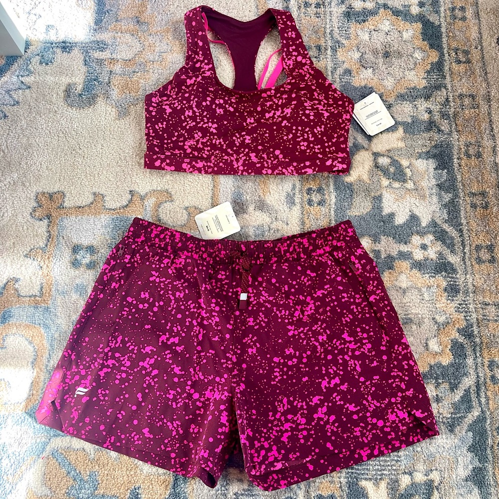 Fabletics sports wear 2 piece set, medium impact sports bra, 3” shorts (medium)